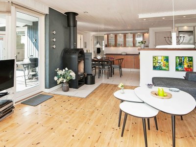 Holiday house Strandparadies mit Schaukel -- By Traum Ferienwohnungen - Outdoor photo 16