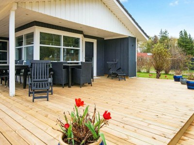 Holiday house Strandparadies mit Schaukel -- By Traum Ferienwohnungen - Outdoor photo 19