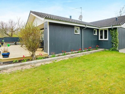 Holiday house Strandparadies mit Schaukel -- By Traum Ferienwohnungen - Outdoor photo 20