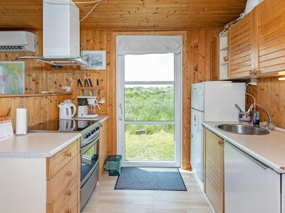 Holiday house Family-friendly Retreat near Beach - By Traum Ferienwohnungen - Outdoor photo 11