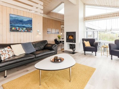 Holiday house Luxury Retreat with Sea View - Outdoor photo 9