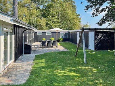 Holiday house 6 person holiday home in Tarm-By Traum - Outdoor photo 19