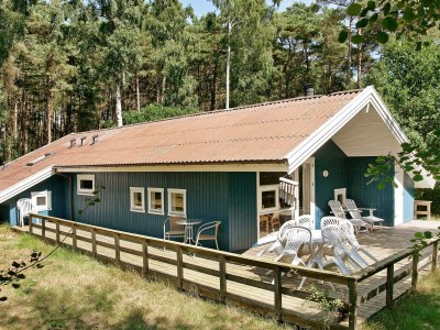 Holiday house Charmantes Strandhaus -- By Traum Ferienwohnungen - Outdoor photo 9