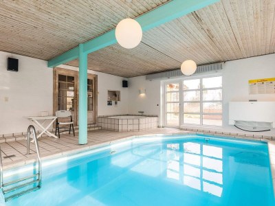 Holiday house 10 person holiday home in Fur-By Traum - Outdoor photo 6