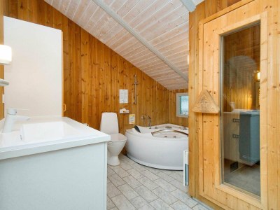 Holiday house 8 person holiday home in Melby-By Traum - Outdoor photo 36