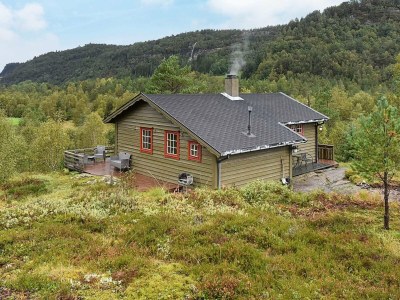 Holiday house 4 person holiday home in Leirvik i Sogn - Outdoor photo 6
