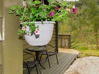 Holiday house 4 person holiday home in Leirvik i Sogn - Outdoor photo 7