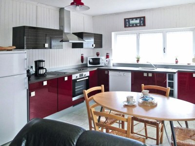 Holiday house Holiday Home in Port Blanc by Sandy Beach - Features photo 7