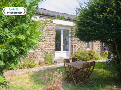 Holiday house Stone House by Les Godelins Beach, Goëlo Coast in Binic - Holiday house