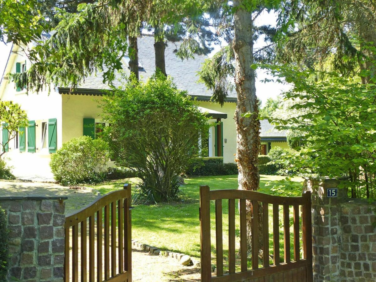 Holiday house House in Hillion near GR 34 Coastal Path - Outdoor photo 2