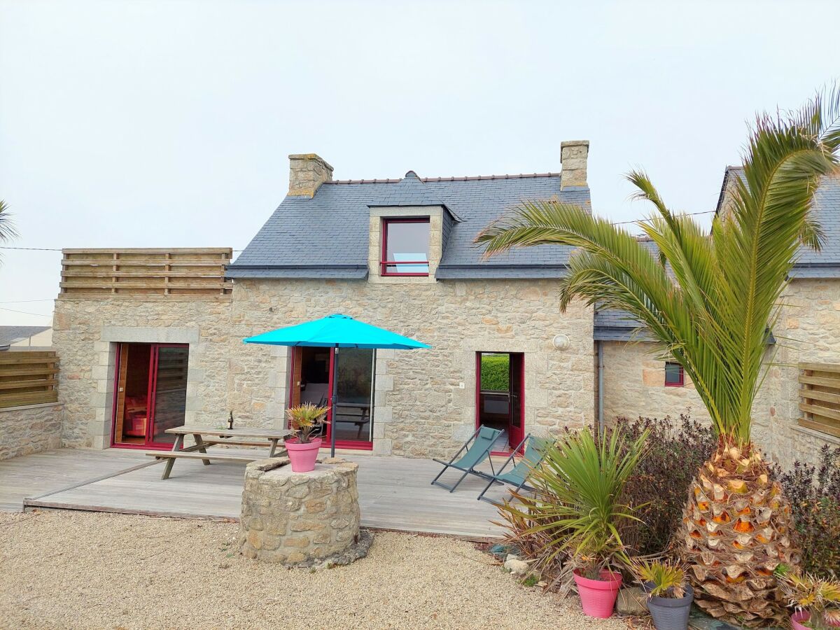 Holiday house Steinhaus in Cleder nahe Sandstrand - Outdoor photo 2