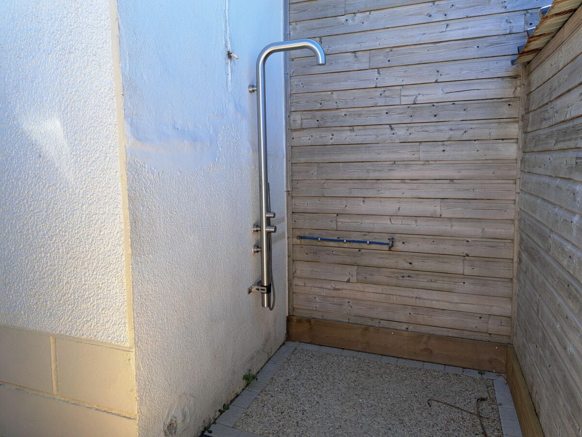 Holiday house Holiday Home in Cléder near Les Amiets Beach - Outdoor photo 4