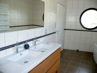 Holiday house Villa in Telgruc-sur-Mer with Sea Views & Jacuzzi - Features photo 17