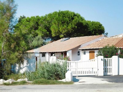 Holiday house Terraced House Saintes-Maries Near Beaches - Outdoor photo 2