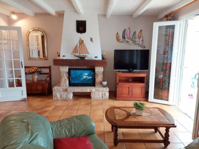 Holiday house Holiday Home by Roscoff Beach and Horse Racing - Features photo 24
