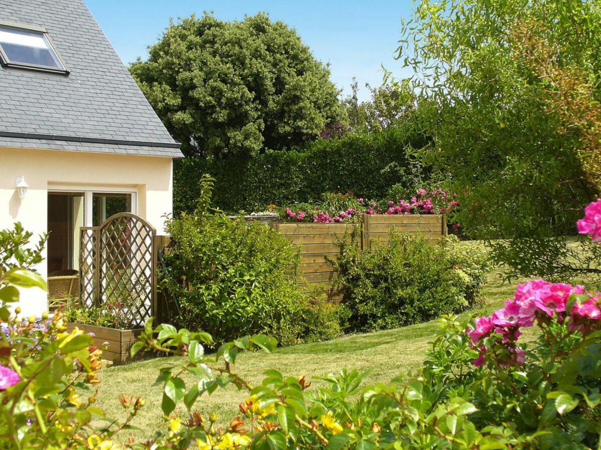 Holiday house Ferienhaus in Plouarzel am Sandstrand - Outdoor photo 2