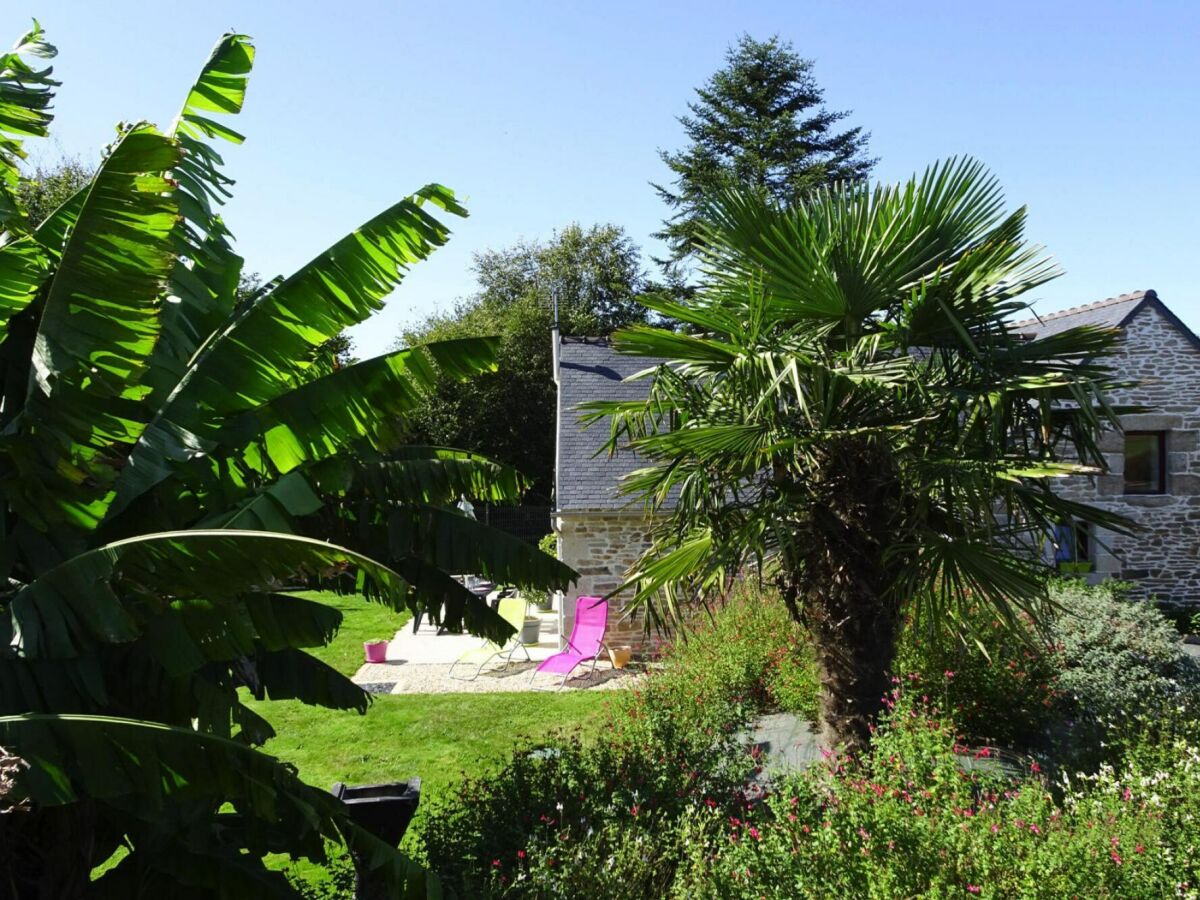 Holiday house Holiday Home in Guerlesquin near Lake - Outdoor photo 5