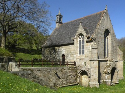 Holiday house Holiday Home in Guerlesquin near Lake - Environment photo 21
