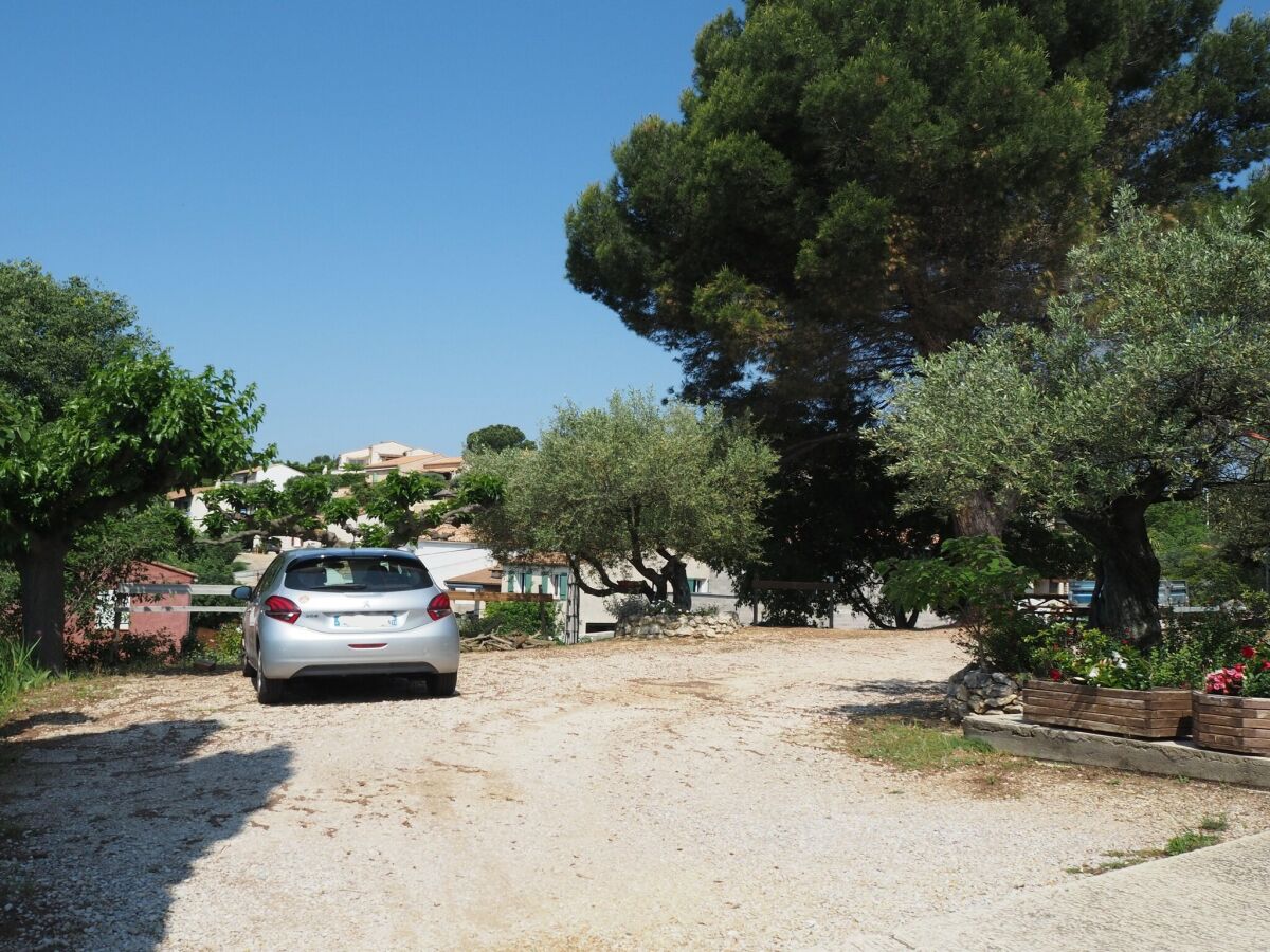 Apartment Villa in Bellegarde nahe Pont du Gard - Outdoor photo 4