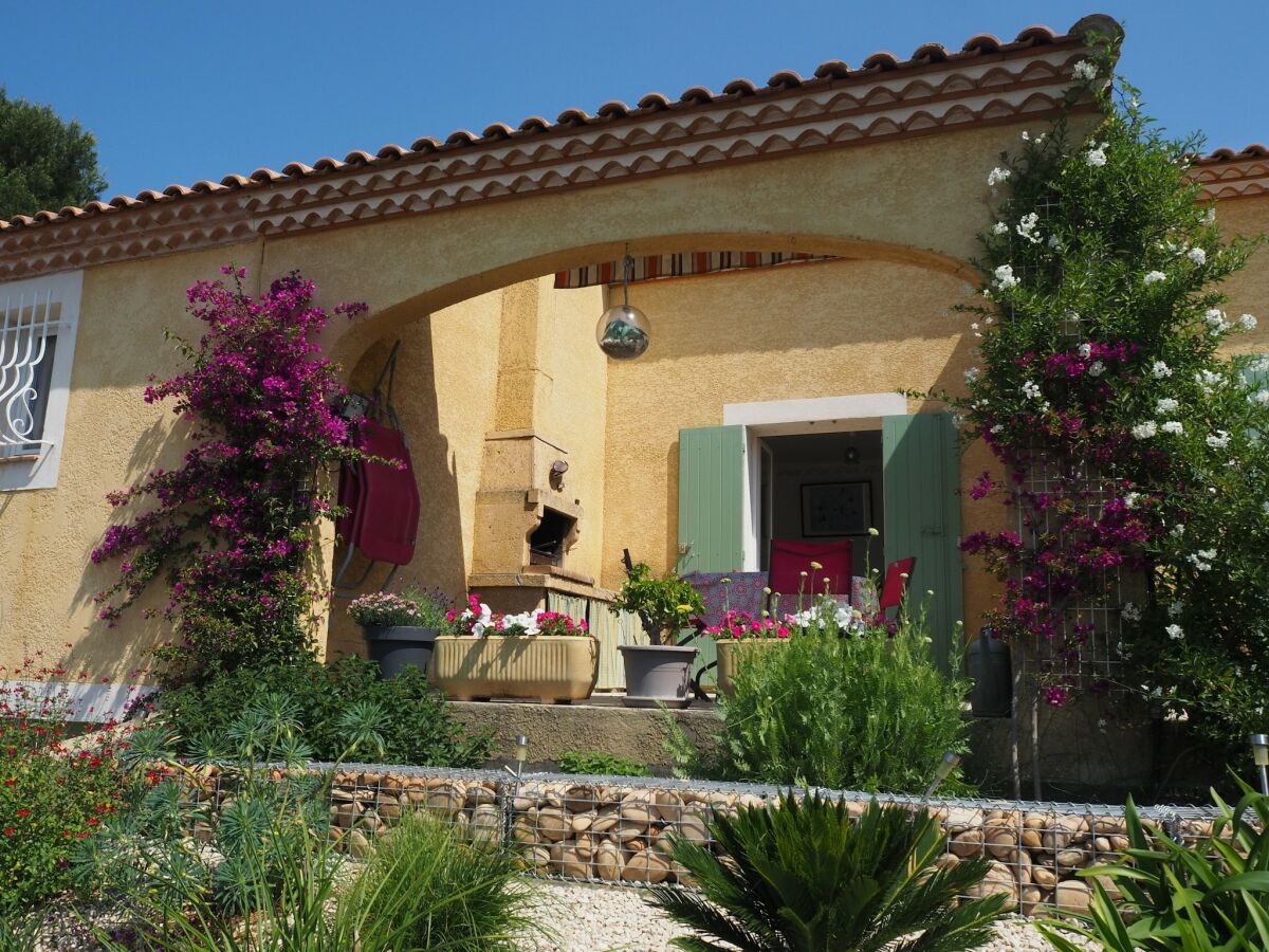 Apartment Villa in Bellegarde nahe Pont du Gard - Outdoor photo 5