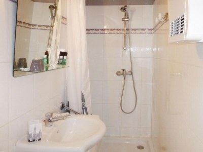 Apartment Villa in Bellegarde nahe Pont du Gard - Features photo 12