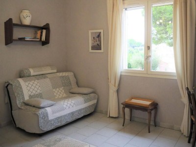 Apartment Villa in Bellegarde nahe Pont du Gard - Features photo 14