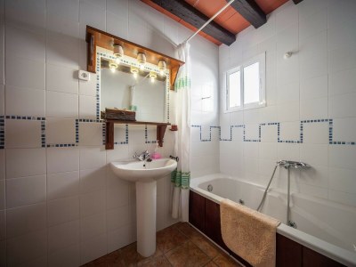 Holiday house Pool Getaway Near Antequera - Features photo 18