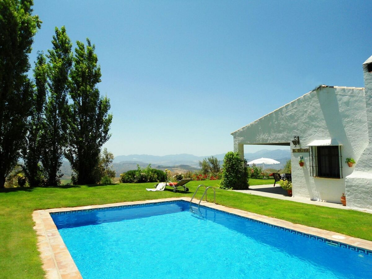 Holiday house Cottage in La Joya near El Torcal - Outdoor photo 4