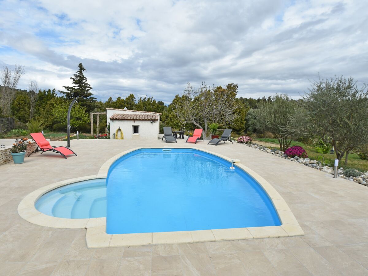 Villa Ruhige Villa mit Pool