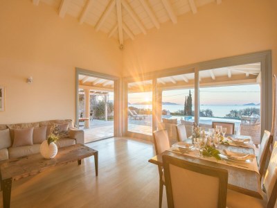 Villa Villa in Peloponnes am Petrothalassa Strand - Features photo 17