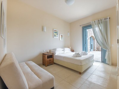 Villa Villa in Peloponnes am Petrothalassa Strand - Features photo 26