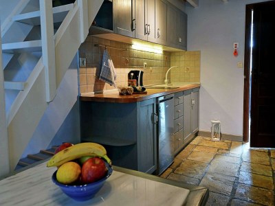 Apartment Apartment with Pool & Near Sea - Features photo 16