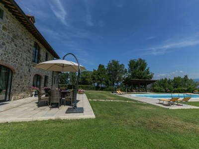 Cottage Luxusvillen in Poppi mit beheiztem Pool - Outdoor photo 5