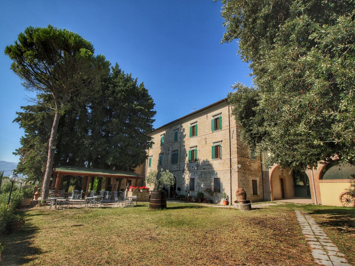 Farmhouse Farmhouse in Gualdo near Lake Trasimeno - Outdoor photo 2