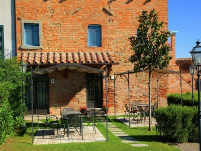 Villa Villa in Cortona mit Pool und Garten - Outdoor photo 11