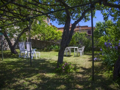 Holiday house Cozy 2-Bedroom Apartment - Outdoor photo 6