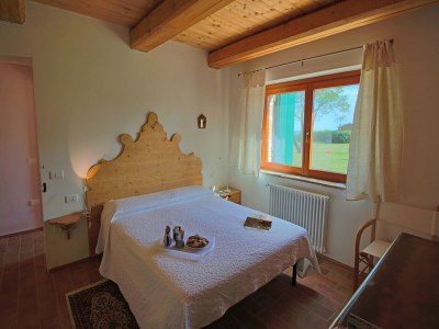 Holiday house Cottage in Montelabbate with Pool & Forest - Features photo 22