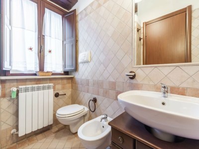 Holiday house Cottage in Bomba near Lake Bomba - Features photo 15