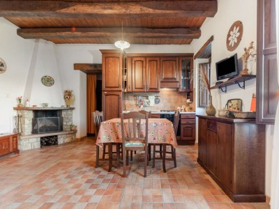 Holiday house Cottage in Bomba near Lake Bomba - Features photo 21