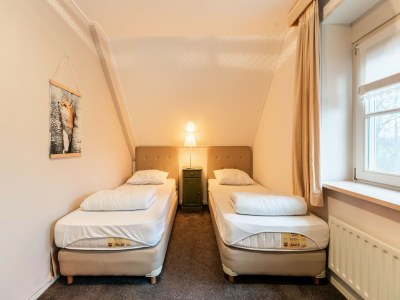 Holiday house Cosy holiday home with a private garden - Features photo 10