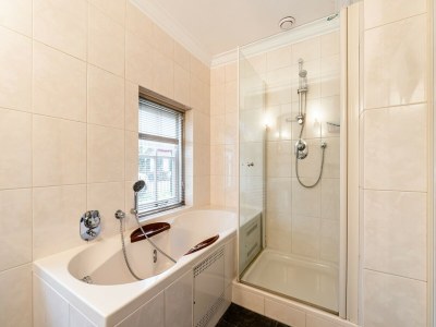 Holiday house Cosy holiday home with a private garden - Features photo 12