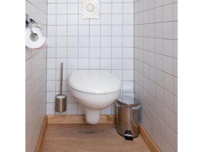 Holiday house Renesse Holiday Home w/ Fireplace - Features photo 16