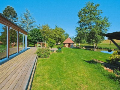 Apartment Holiday Farm in Pfaffenhofen with Indoor Pool - Outdoor photo 12