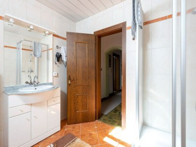 Apartment Farmhouse in Itter near Ski Slopes - Features photo 11