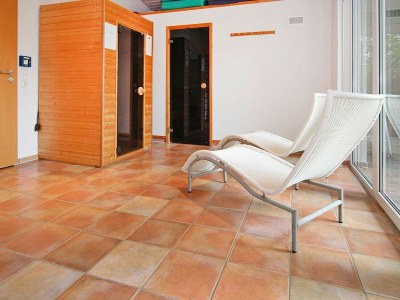 Holiday house Ferienhaus Wildrose im Mueritz Nationalpark - Outdoor photo 40