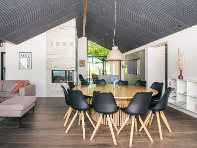 Holiday house Panoramisches Refugium mit Pool -- By Traum Ferienwohnungen - Outdoor photo 9