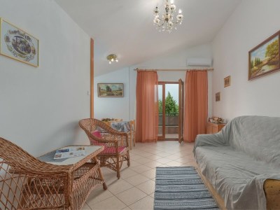 Apartment Kristijan with Balcony in Funtana - Features photo 8