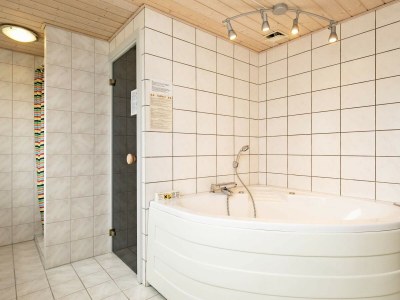 Holiday house 8 person holiday home in Hals-By Traum - Outdoor photo 18