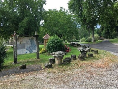 Holiday house Cozy holiday home in Rudelle - Outdoor photo 3