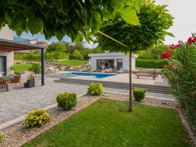 Villa Viktoria with pool in Imotski - Outdoor photo 15